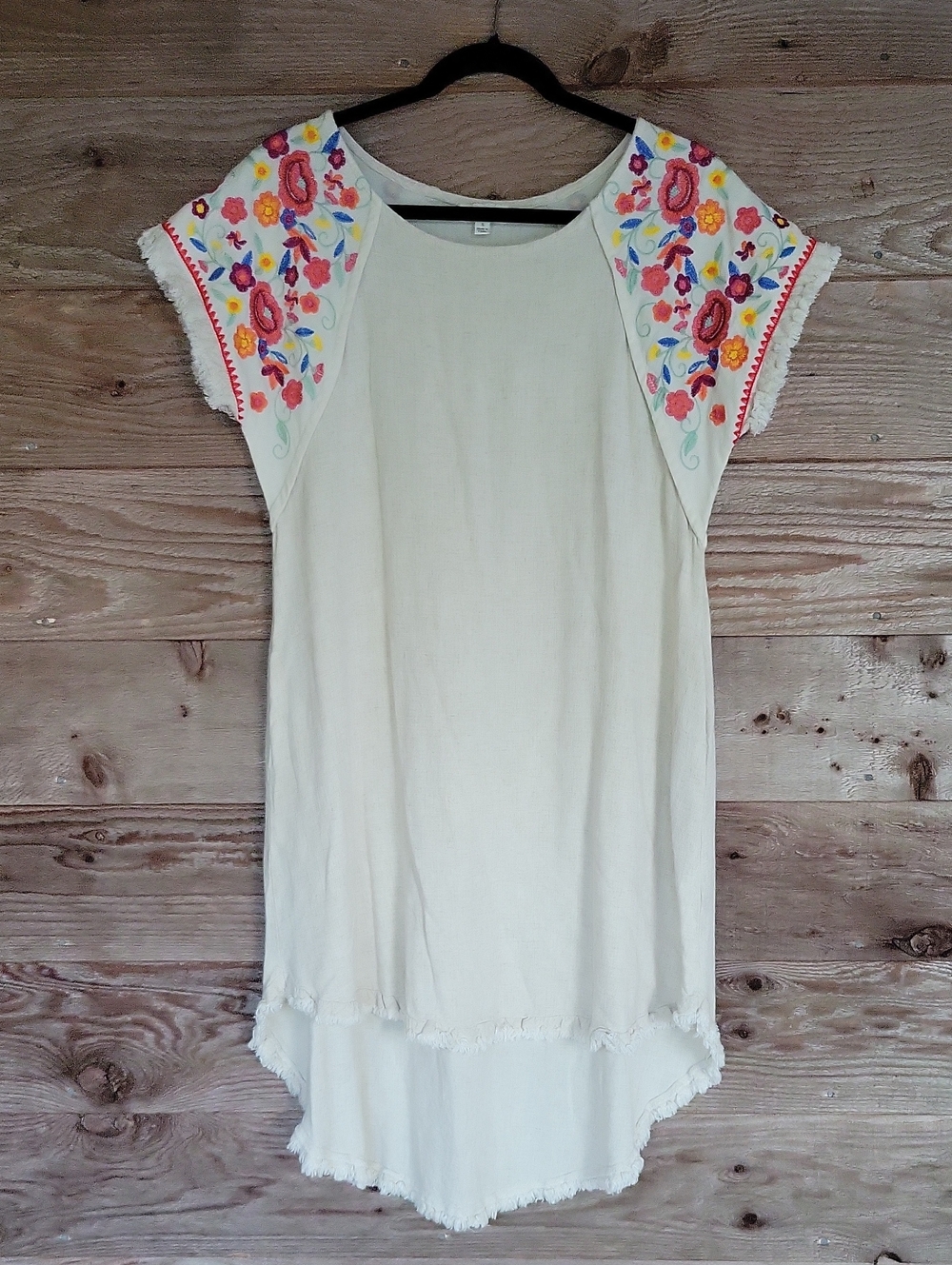 Umgee Size Small Cream Tunic with Colorful Embroidered Sleeves - Picture 1 of 7